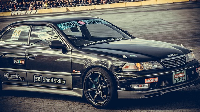 也反映出球 也反映出球